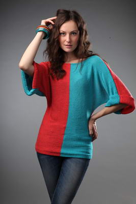 Двуцветный пуловер